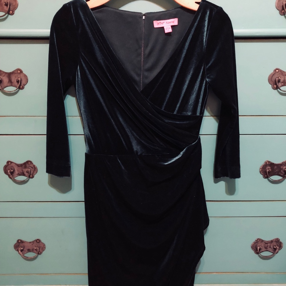 Betsy Johnson green velvet dress